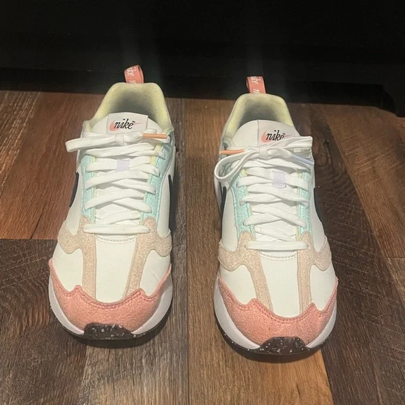 RETRO Pastel Nike Kids Pastel Sneakers - Picture 5 of 9